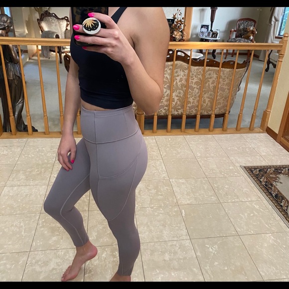 Lululemon Fast & Free high rise legging - Picture 4 of 5